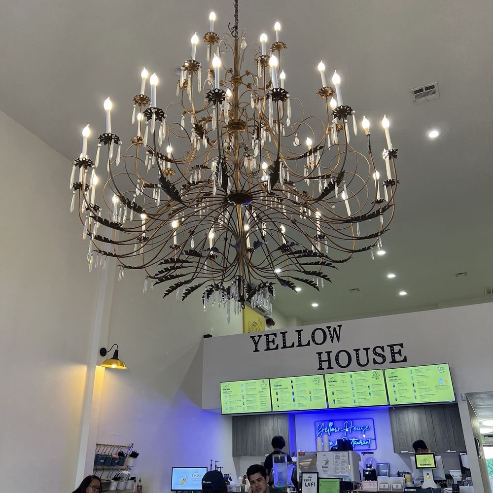 Yellow House Cafe - Cafes Near Me - Northridge, California Yellow House Cafe - Cafes Near Me - Northridge, California
