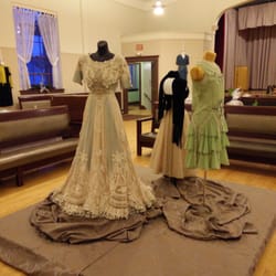 Woman's Club of Spokane - Vintage Fashion events from the mundane to the exquisite. Don't miss them.