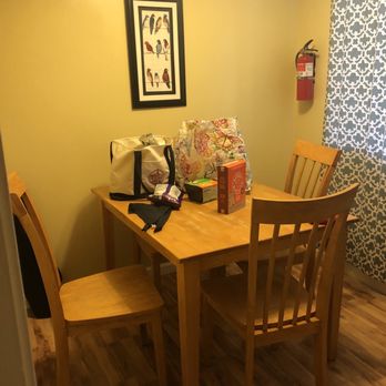 China Creek Cottage - Kitchen - Hotels Near Me - Willow Creek, California