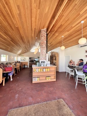 Cosmo’s Snack Bar by null