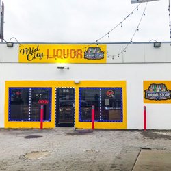 MidCity Liquor - Front door