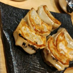 一風堂 - Black truffle gyoza