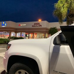 Pizza Hut - In a plaza - by Burlington department store.