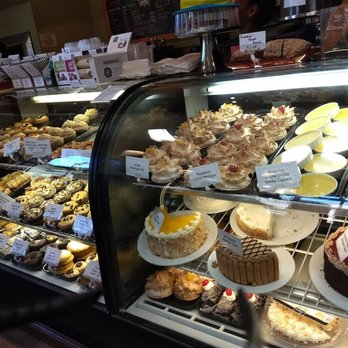Linn's Restaurant - Bakery Counter in the restaurant - American Near Me - Cambria, California