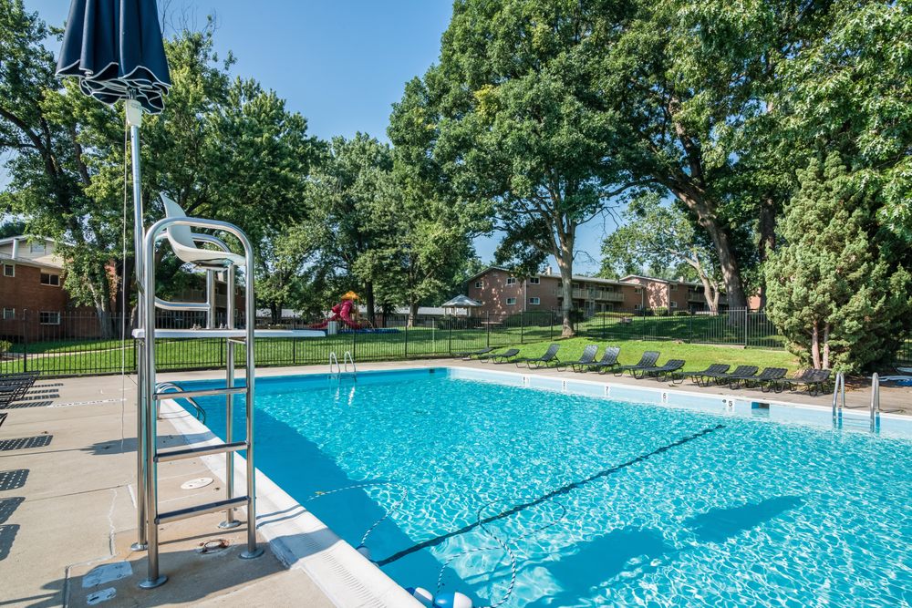 FIRESIDE PARK APARTMENTS Updated October 2024 32 Photos & 20