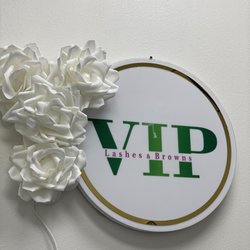 VIP Lashes & Brows Center - Mia the owner is amazing!
