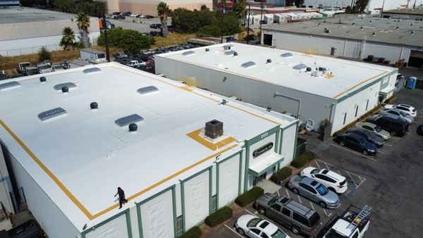 Ramon Total Roofing Logo