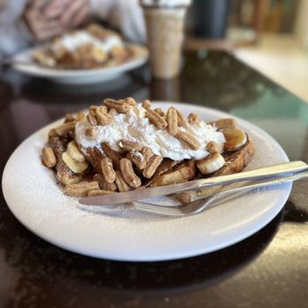 Dulce Mami Cafe - a plate of waffles and bananas - Cafes Near Me - Cicero, Illinois Dulce Mami Cafe - a plate of waffles and bananas - Cafes Near Me - Cicero, Illinois