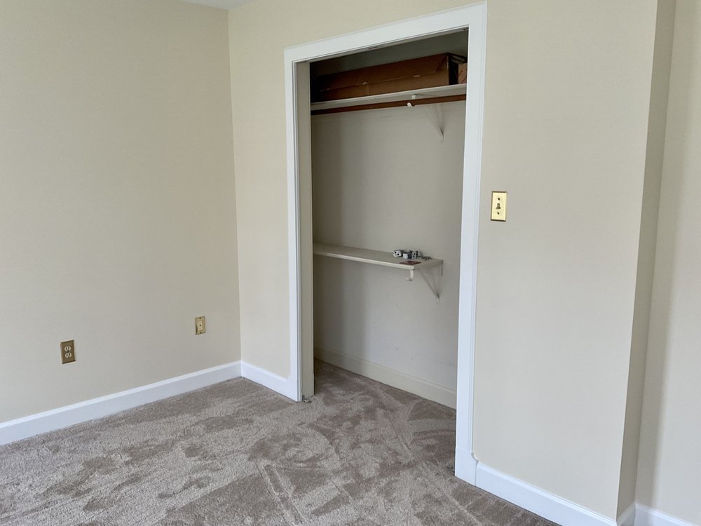 FLOORING EXPERTS Updated October 2024 12 Photos 7406 Lockport Pl