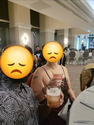 Pyramid Club by null