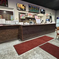 Joe’s Italian Restaurant - Inside