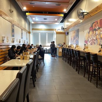 Mama Ramen - Indoor seating area - Ramen Near Me - Kansas City, Missouri