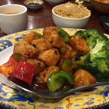 Dragon Palace - General tso chicken - Chinese Near Me - Daniel Island, South Carolina