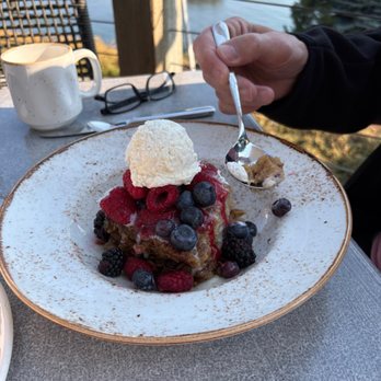 Riverside - Baked oatmeal - New American Near Me - Hood River, Oregon