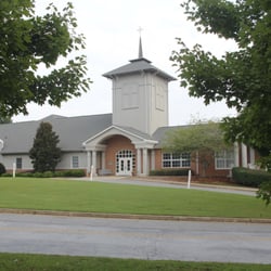Alpharetta Presbyterian Church - Alpharetta Presbyterian Church is located on Academy Street near Alpharetta's City Center.