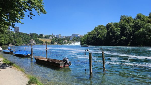 Rheinfallquai by null