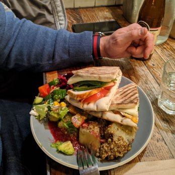 Grounded Coffee - Chicken sandwich with various salads. - Breakfast & Brunch Near Me - London, XGL