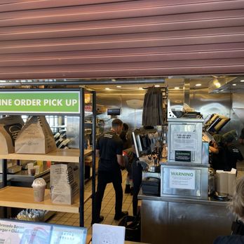 Shake Shack Winter Park - More Lazy employees and a manager ignoring customers. - Burgers Near Me - Winter Park, Florida Shake Shack Winter Park - More Lazy employees and a manager ignoring customers. - Burgers Near Me - Winter Park, Florida