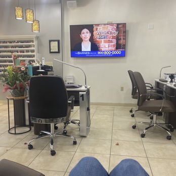 Pro Dip Nails Spa - Interior - Nail Salons Near Me - Anaheim, California