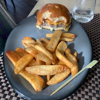 David's - Burger and fries - New American Near Me - Hanover, Maryland