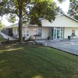 June's Pet Resort - June's Pet Resort 30 State Rt 160 Trenton, IL 62293