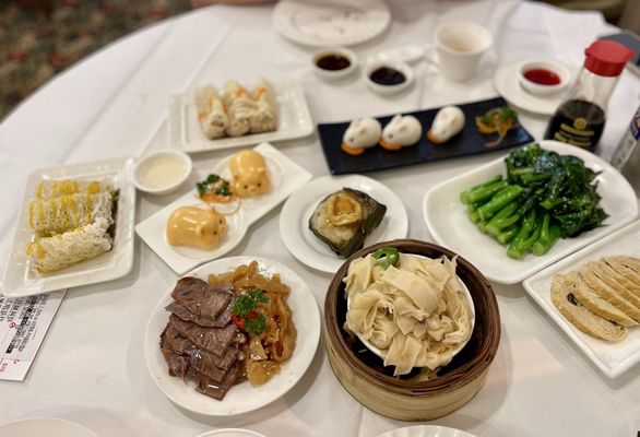 Peony Seafood Restaurant by null