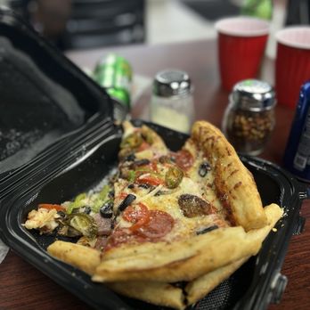 Pop's Pizza - 3 slices of pop's signature pizza - Pizza Near Me - San Diego, California Pop's Pizza - 3 slices of pop's signature pizza - Pizza Near Me - San Diego, California