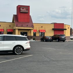 Napoli's Italian Restaurant - Restaurant off Ramada Road not in Ramada Hotel , SE  corner Grand Island.  Walking distance to Walmart Supercenter