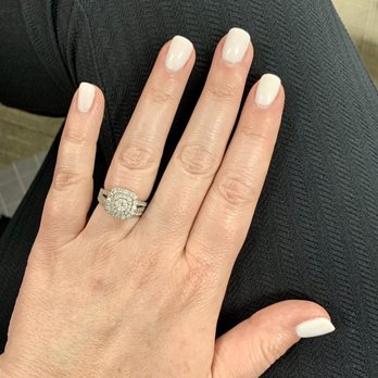 Kim's Nails - Acrylic with gel polish. Amazing. - Nail Salons Near Me - Flowood, Mississippi