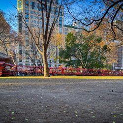 Madison Square Park - Fallen crane?!? Nope, just an outdoor art piece. Fall 2024