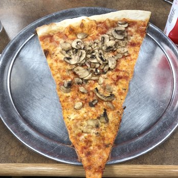 Randy's Pizza - Pizza slice with mushrooms - Pizza Near Me - Durham, North Carolina