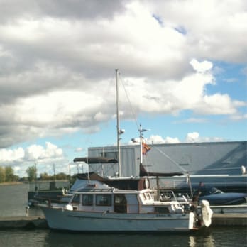 Fraser Park Marina - Marina - Parks Near Me - Trenton, Ontario Fraser Park Marina - Marina - Parks Near Me - Trenton, Ontario