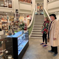 Grove Emporium - Fabulous space!