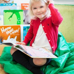 New York Preschool and Kids Club - 22nd Street - Cozy up with your favorite book!
