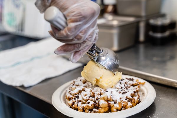 Braud's Funnel Cake Cafe by null