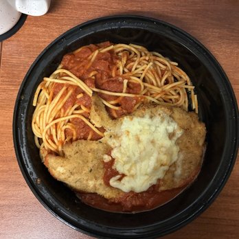 Buca di Beppo Italian Restaurant - Chicken Parmigiana - Italian Near Me - Claremont, California