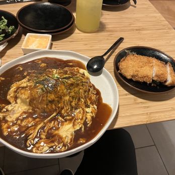 Gyuro Ramen - Ramen Near Me - Chicago, Illinois