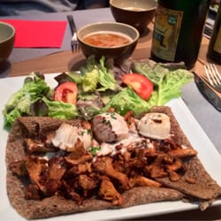 Crêperie Sucrée Salée - Galette St Jacques & girolles :p