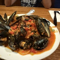 Lost Dog Pub - Mussels marinara