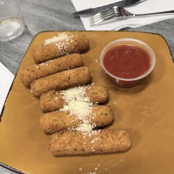 Valencia Restaurant - Mozzarella sticks - Spanish Near Me - Winter Garden, Florida Valencia Restaurant - Mozzarella sticks - Spanish Near Me - Winter Garden, Florida