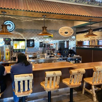 Black Bear Diner Aurora - Diners Near Me - Aurora, Colorado