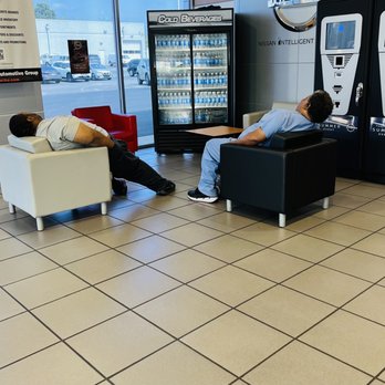 Suntrup Auto Acceptance - Car Dealers Near Me - St. Louis, Missouri