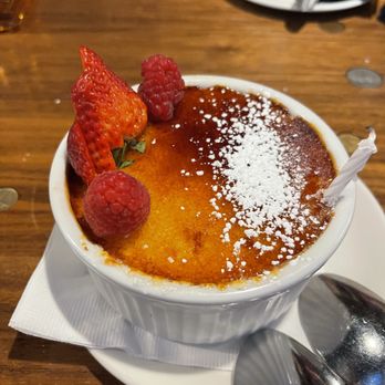 13 Coins Vancouver - Diners Near Me - Vancouver, Washington