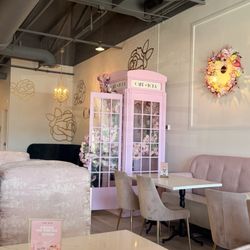 Cafe Lola