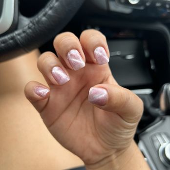 Lynn's Nails Spa - Cat eye gel nails - Nail Salons Near Me - Spring, Texas Lynn's Nails Spa - Cat eye gel nails - Nail Salons Near Me - Spring, Texas