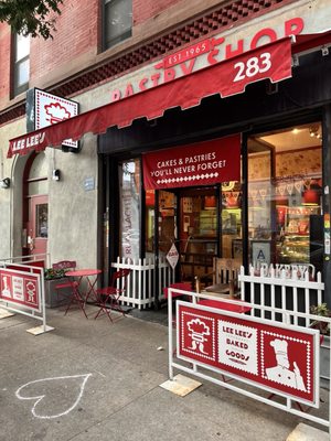 Lee Lee's Baked Goods by null