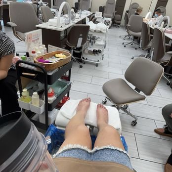 Muse Nail and Spa - Pedicure chair, salon interior - Nail Salons Near Me - Yucaipa, California Muse Nail and Spa - Pedicure chair, salon interior - Nail Salons Near Me - Yucaipa, California