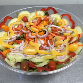 Cafe Metro - FRESHLY MADE HOUSE SALAD - Caribbean Near Me - Teaneck, New Jersey