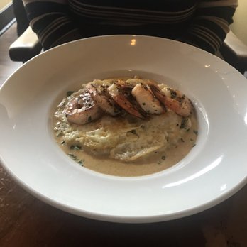 Elements Restaurant - Shrimp and grits - Breakfast & Brunch Near Me - Vancouver, Washington