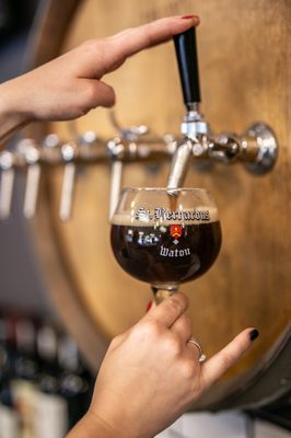 Pinkies Up Beer and Wine by null